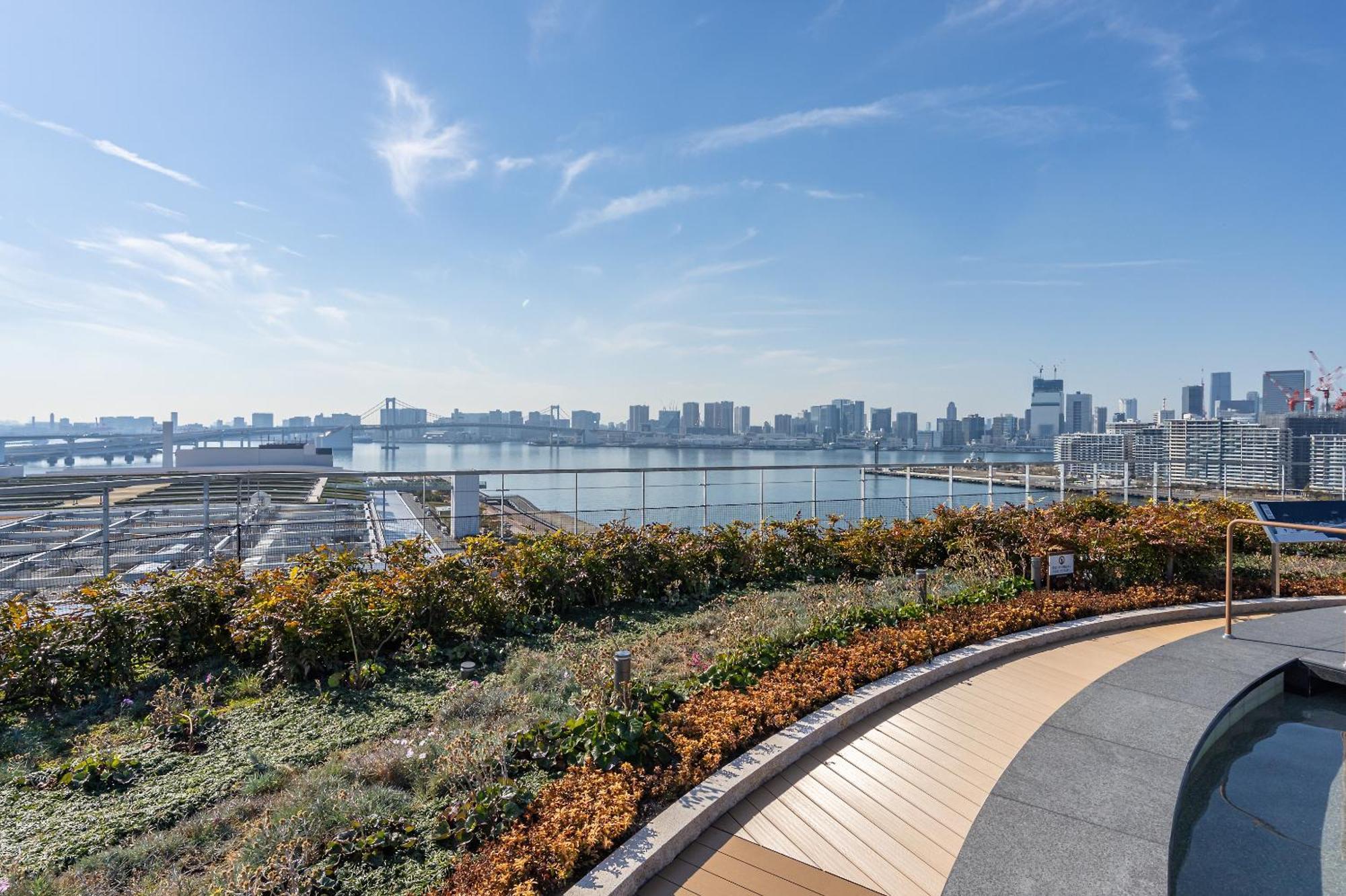 Tokyo Toyosu Manyo Club Hotel Exterior photo